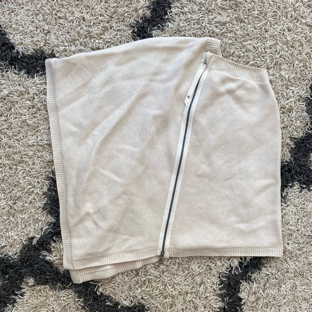 Lululemon knit sweater poncho with zipper